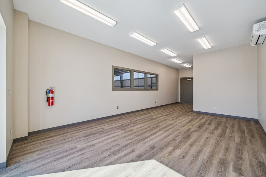 More Photos Of 3807 Reese Rd, Rosenberg Service For Lease