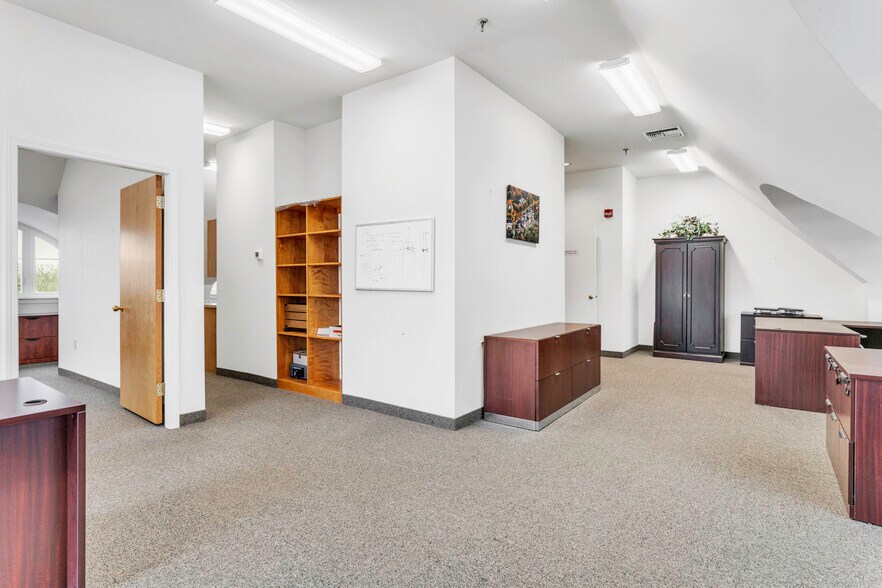 More Photos Of 23 College St, South Hadley Storefront Retail Office For Lease