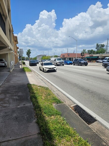 More Photos Of 420 S Dixie Hwy, Coral Gables Loft Creative Space For Sale