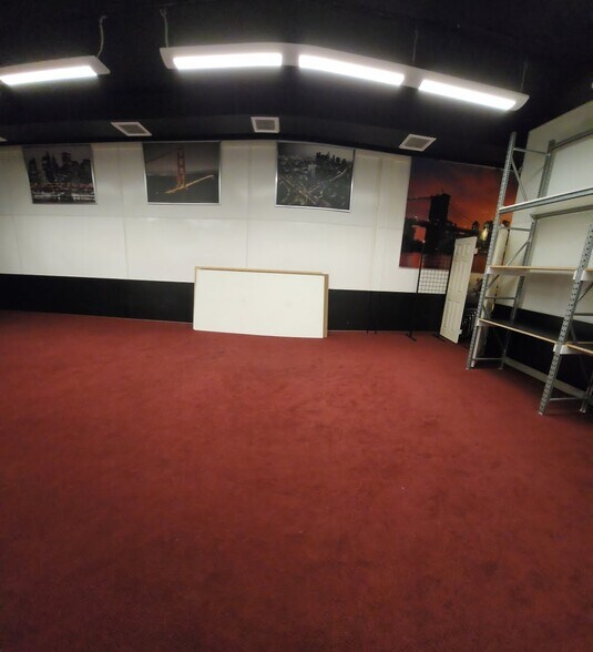 More Photos Of 3841 Birch St, Newport Beach Light Manufacturing For Lease