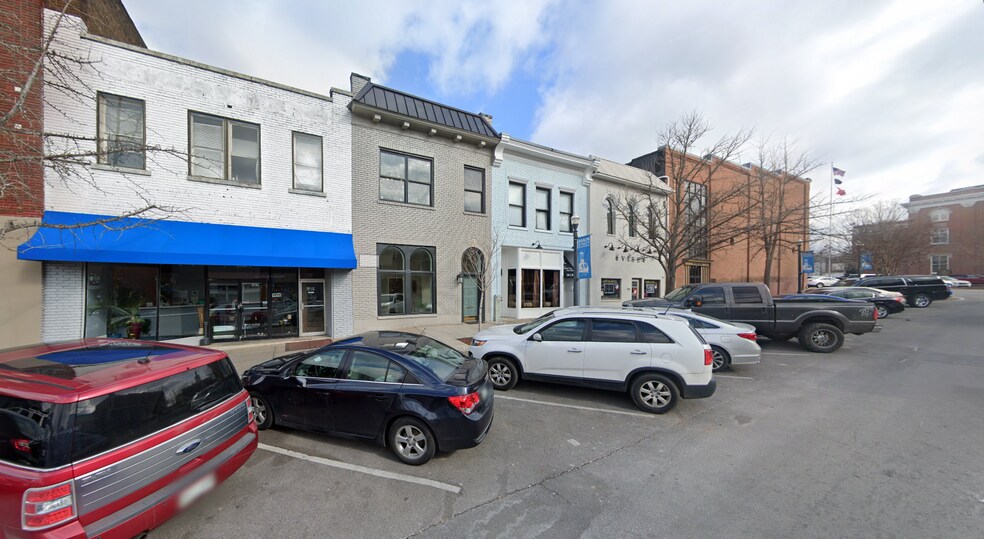 More Photos Of 214 W Main, Murfreesboro Storefront Retail Office For Lease