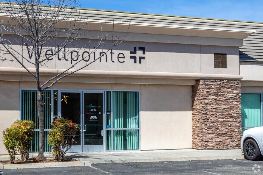 More Photos Of 7084 N Maple Ave, Fresno Office For Lease