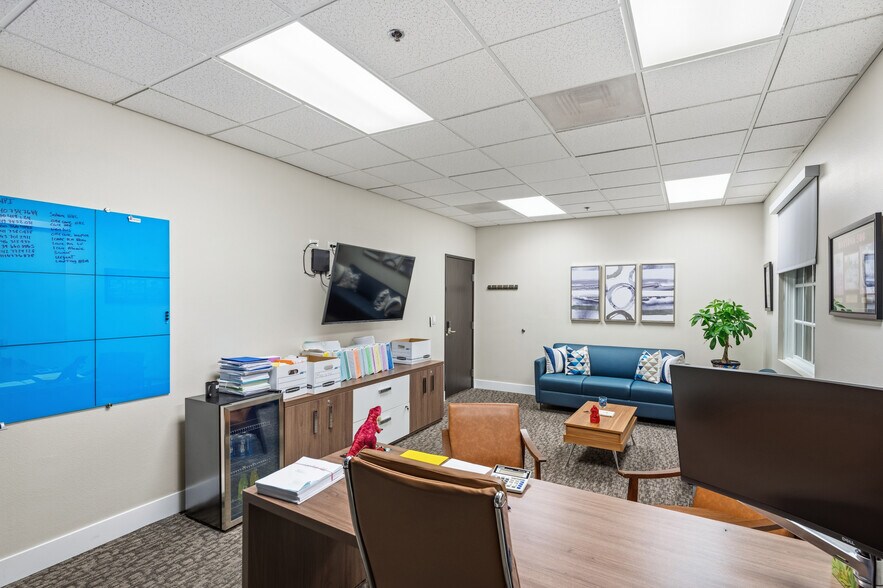More Photos Of 3087 E Warm Springs Rd, Las Vegas Office For Sale