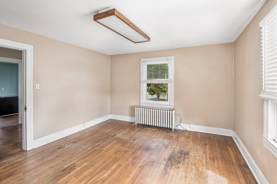 More Photos Of 505 Maryland Ave, Cambridge Office For Sale