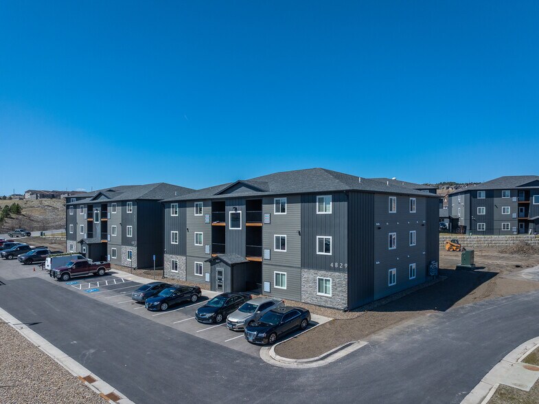 More Photos Of 4815 5th St, Rapid City Apartments For Sale