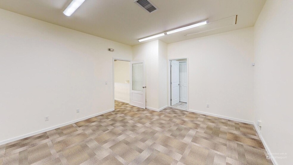 More Photos Of 524 Mokauea St, Honolulu Warehouse For Lease