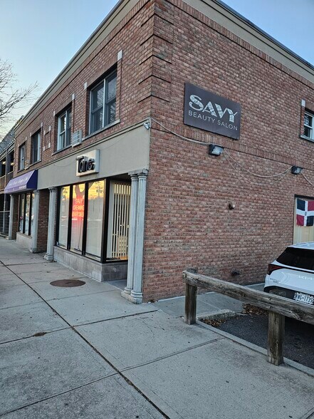 More Photos Of 113-119 Jericho Tpke, Floral Park Storefront Retail Residential For Sale