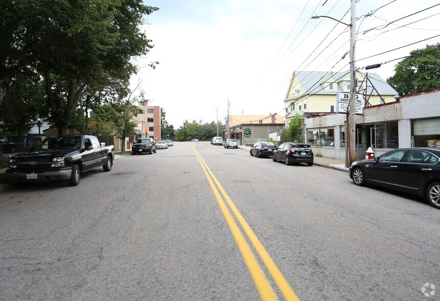 More Photos Of 51 Bigelow Ave, Watertown Storefront For Lease