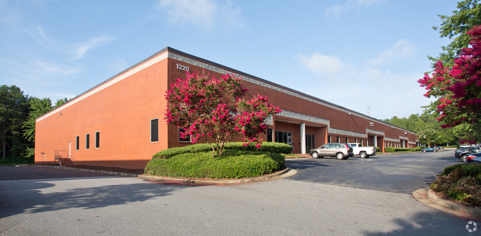 Primary Photo Of 1220 Kennestone Cir, Marietta Warehouse For Lease