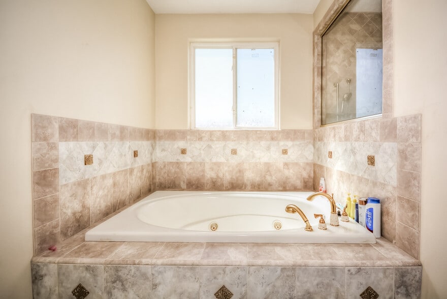 More Photos Of 13830 Paramount Rd, Phelan Land For Sale