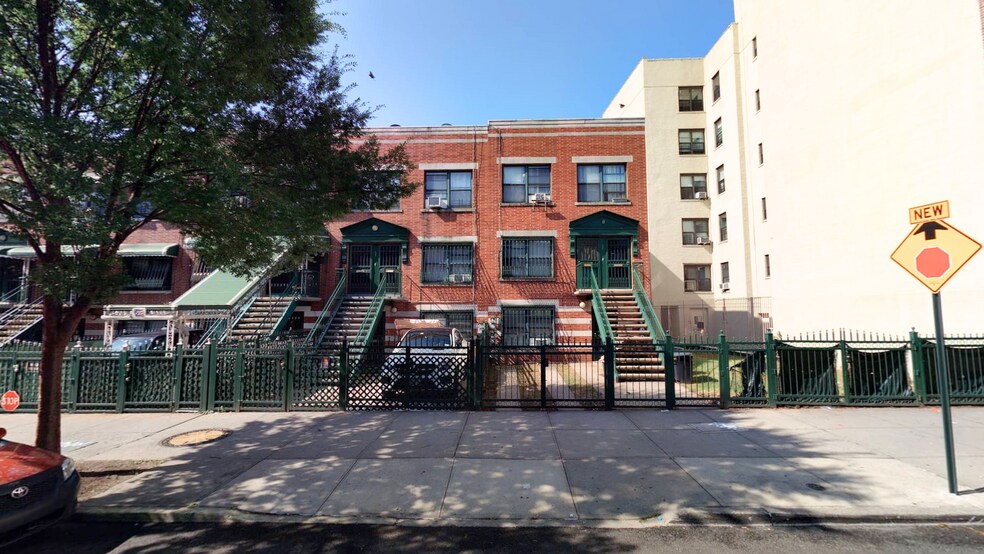 Primary Photo Of 940 E 181st St, Bronx Land For Sale