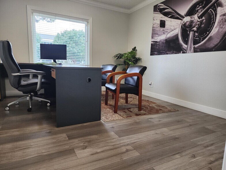 More Photos Of 530 S 9th St, Las Vegas Coworking Space
