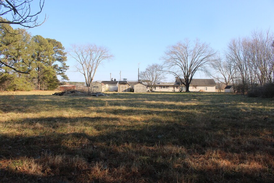 More Photos Of 34446 Lankford Hwy, Painter Storefront Retail Residential For Sale