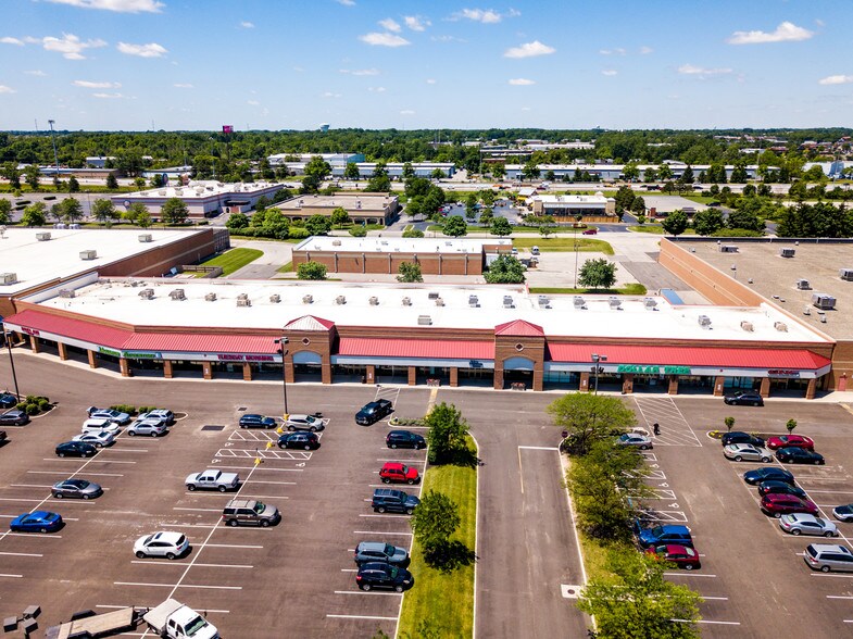 More Photos Of 3641-3681 Fishinger Blvd, Hilliard Storefront For Lease