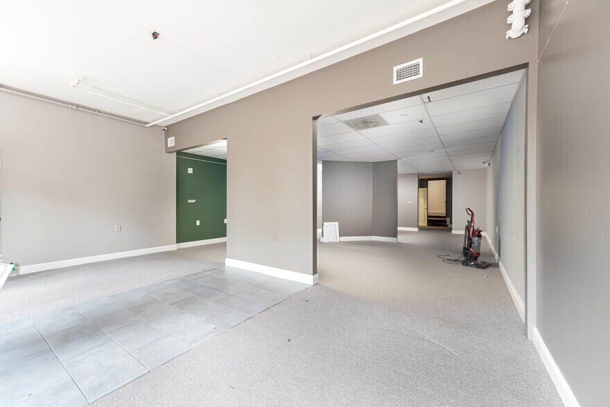 More Photos Of 192-194 West St, Annapolis Storefront Retail Office For Lease