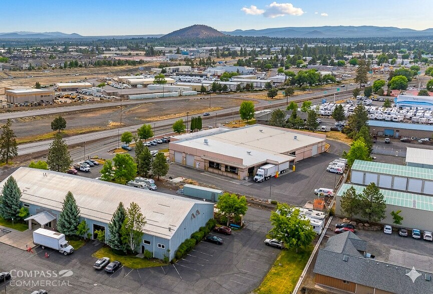 More Photos Of 63245 Jamison St, Bend Distribution For Lease