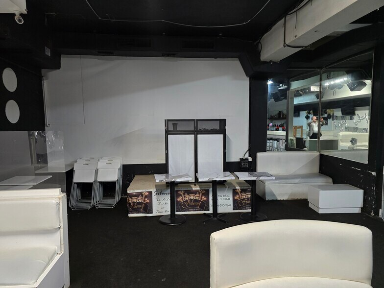 More Photos Of 6045-6051 SW 8th St, Miami Storefront Retail Residential For Lease