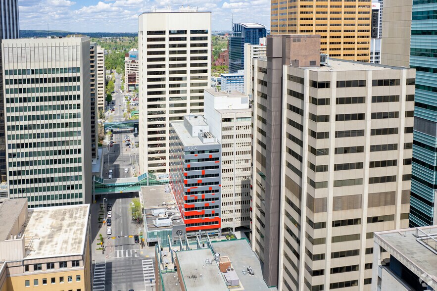 More Photos Of 634 6th Ave SW, Calgary Loft Creative Space For Sale