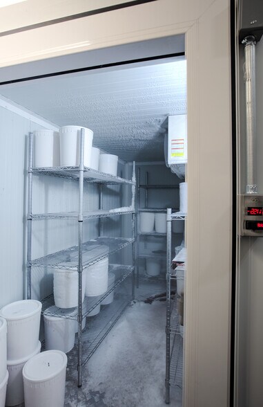 More Photos Of 14601-14891 Biscayne Blvd, Miami Storefront For Lease