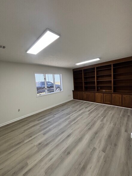 More Photos Of 2066 Watson Blvd, Warner Robins Medical For Lease