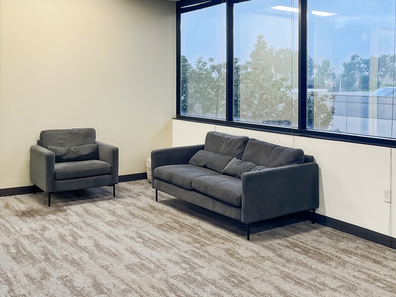 More Photos Of 3330 Harbor Blvd, Costa Mesa Coworking Space