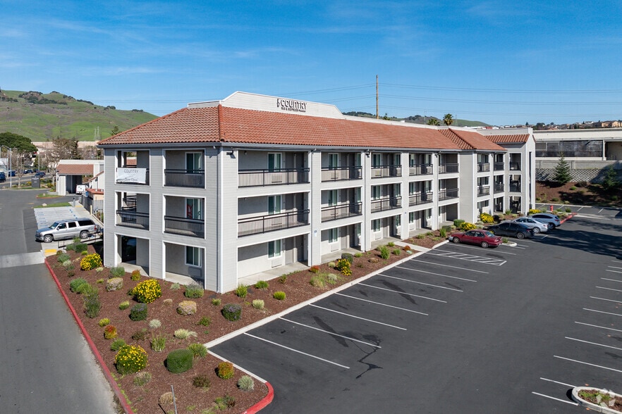 More Photos Of 1000 Admiral Callaghan Ln, Vallejo Hotel For Sale