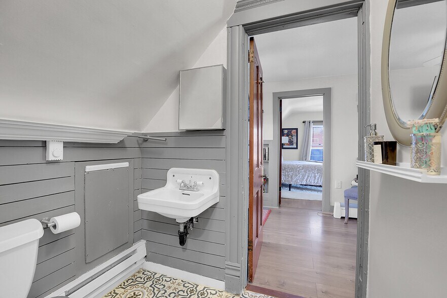 More Photos Of 175 S Main St, Brighton Office For Sale