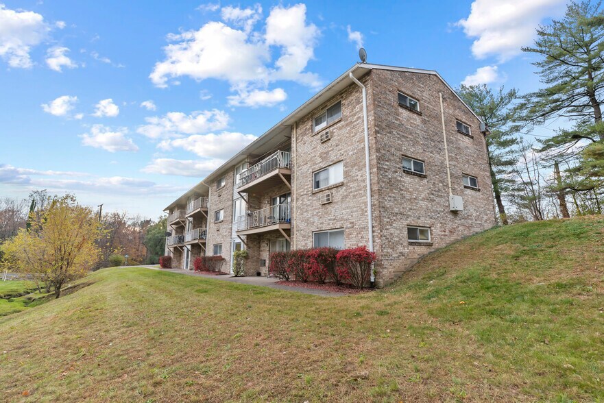 Primary Photo Of 3800 Elmerton Ave, Harrisburg Apartments For Sale