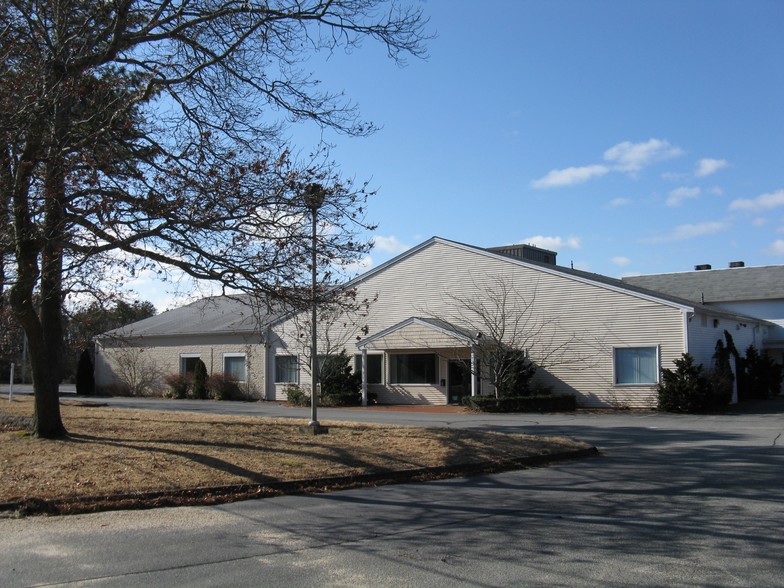 Primary Photo Of 31 Workshop Rd, South Yarmouth Medical For Lease