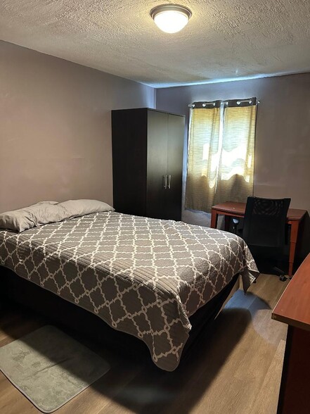 More Photos Of 7040 W 3rd St, Dayton Hospitality For Sale