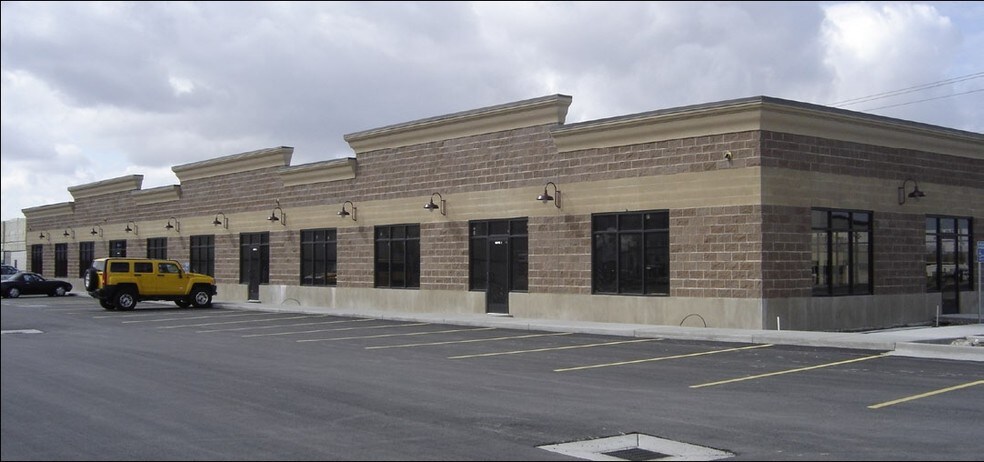 More Photos Of 200 N Redwood Rd, North Salt Lake Office For Lease