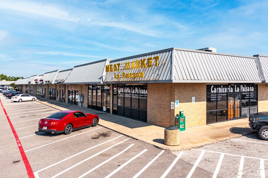 More Photos Of 5201 S Colony Blvd, The Colony Unknown For Lease