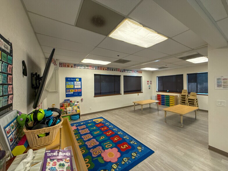More Photos Of 101 Wikiup Dr, Santa Rosa Office For Sale