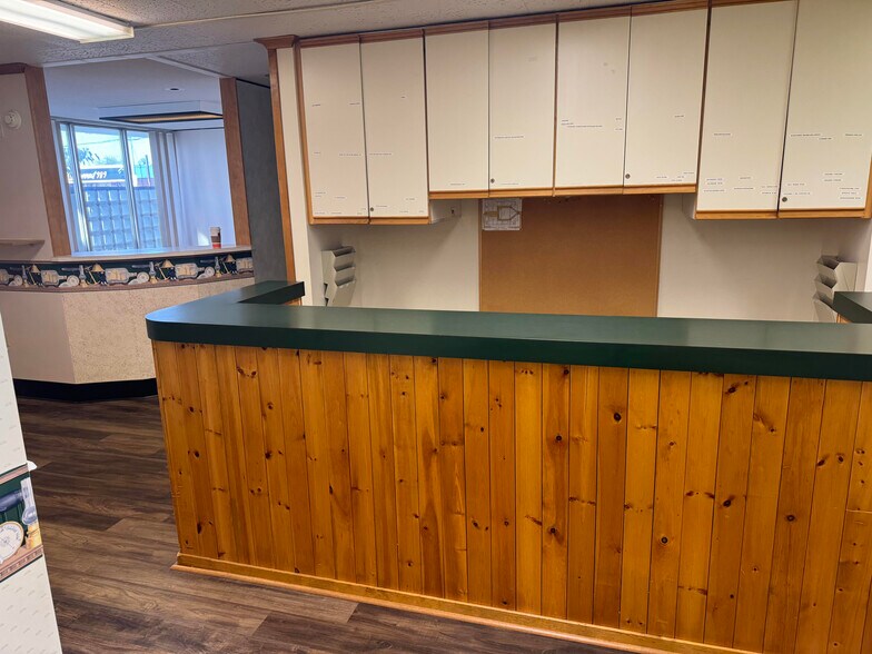 More Photos Of 3444 Davenport Ave, Saginaw Medical For Lease