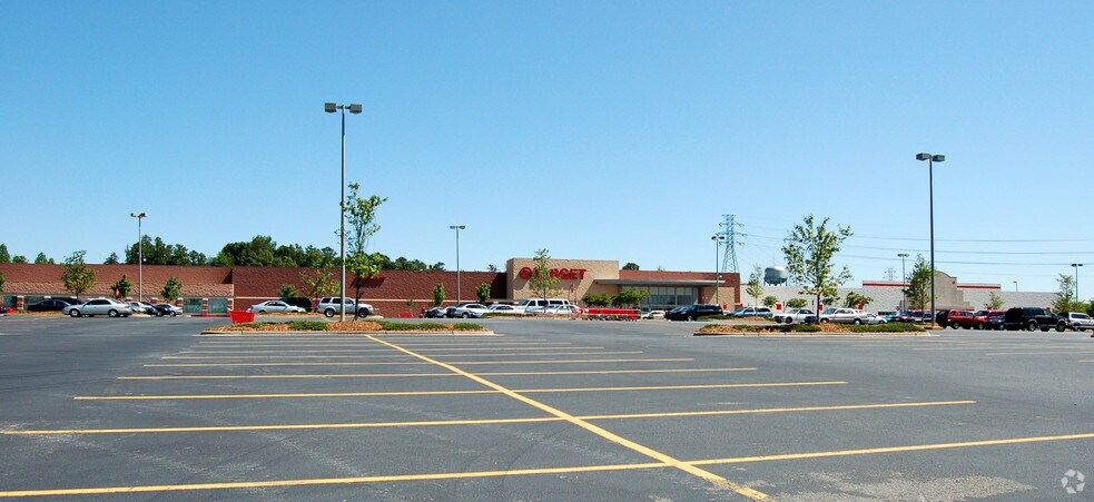 More Photos Of 1834-1900 Matthews Township Pky, Matthews Unknown For Lease
