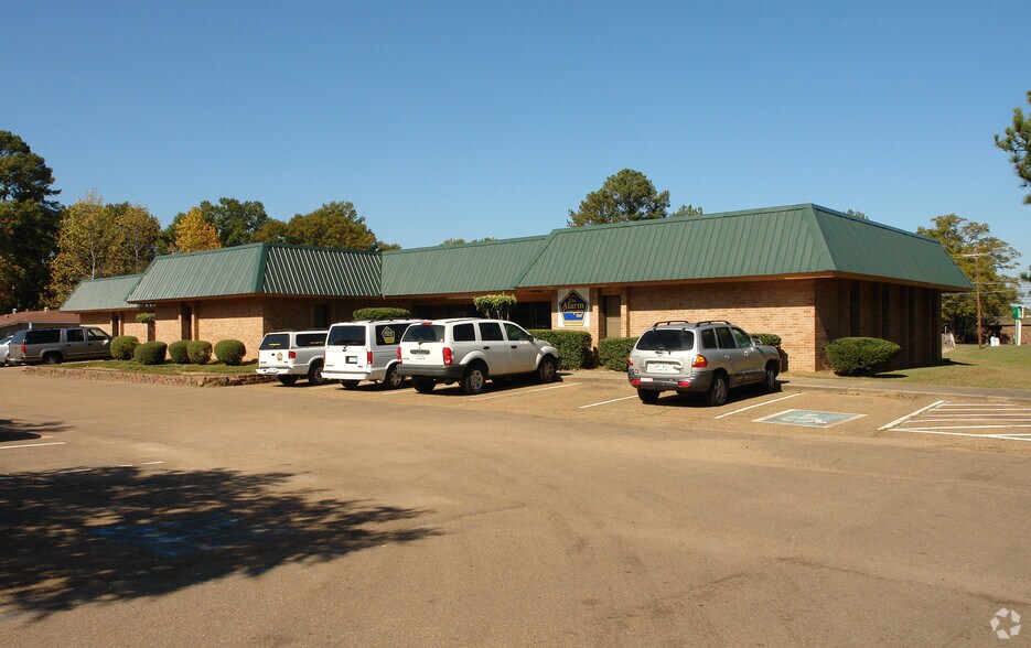 More Photos Of 212-232 Saint Paul St, Pearl Office For Lease