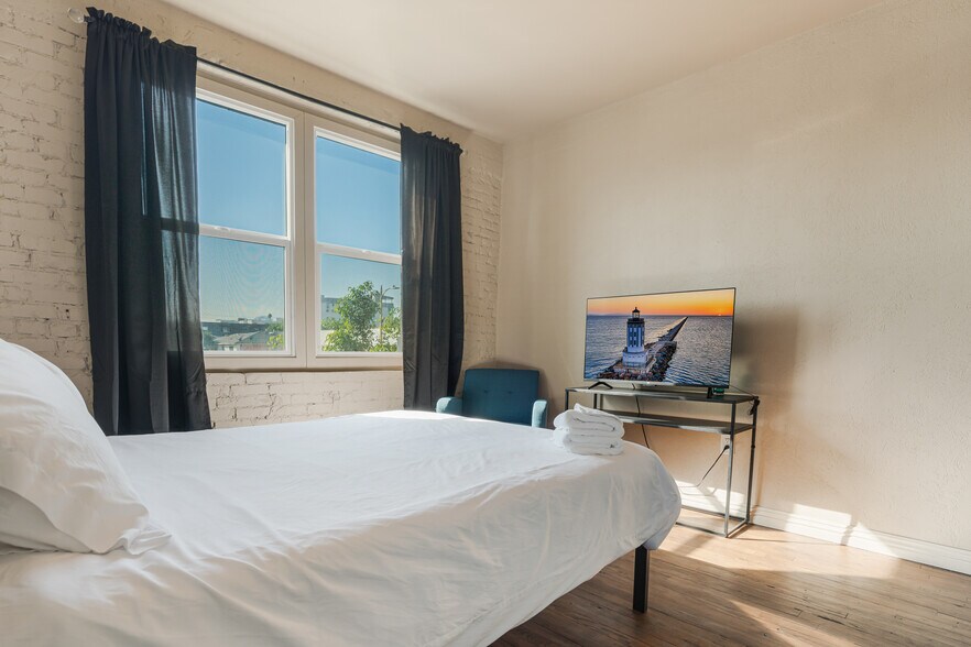 More Photos Of 2731 Beverly Blvd, Los Angeles Apartments For Sale