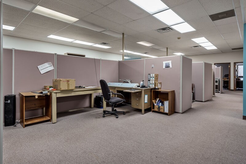 More Photos Of 13647 Metric Rd, Roscoe Industrial For Lease