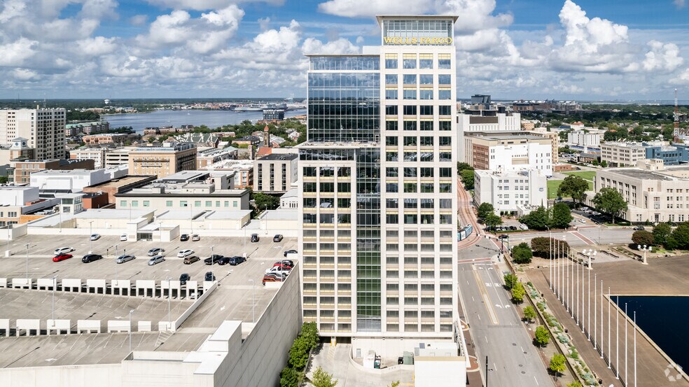 More Photos Of 420 Monticello, Norfolk Office For Lease