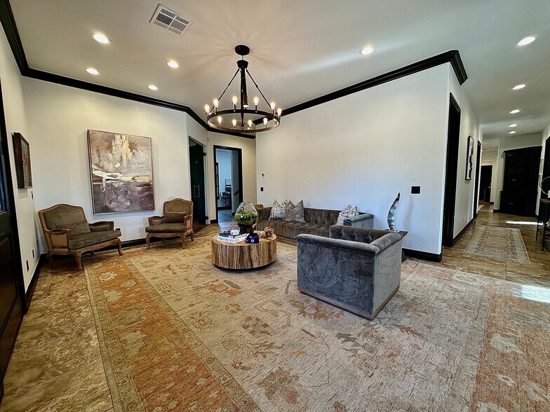 More Photos Of 2917 NW 156th St, Edmond Office Residential For Lease