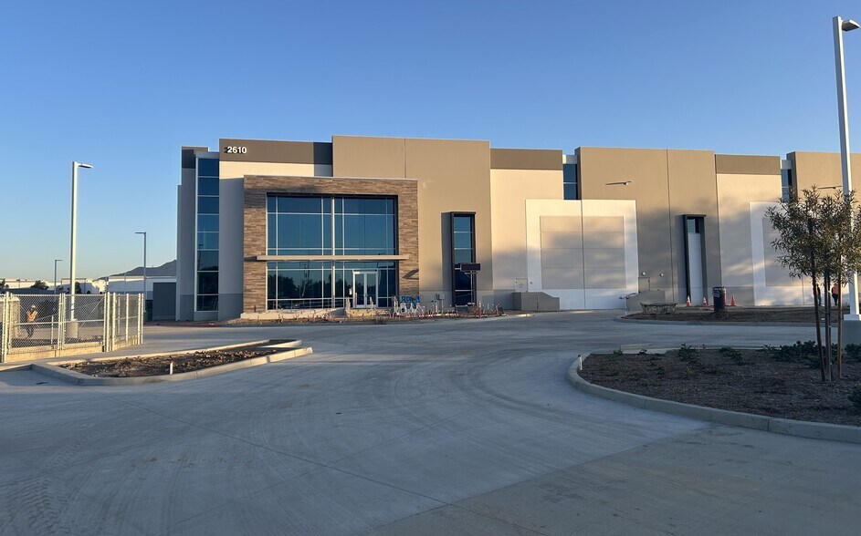 Primary Photo Of 2610 E Alessandro Blvd, Riverside Distribution For Lease