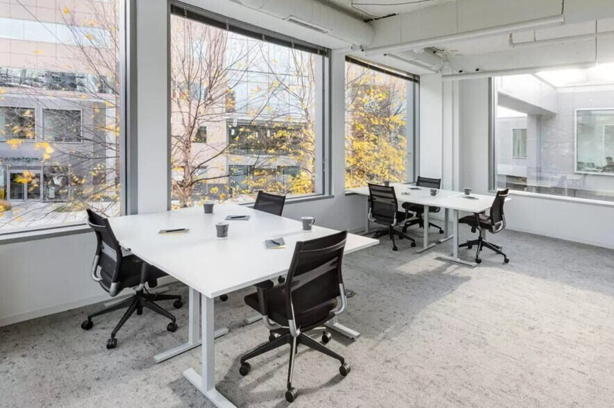 More Photos Of 3100 Clarendon Blvd, Arlington Coworking Space