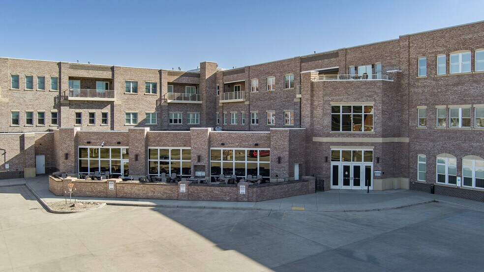 More Photos Of 100 W Broadway Ave, Bismarck Medical For Sale