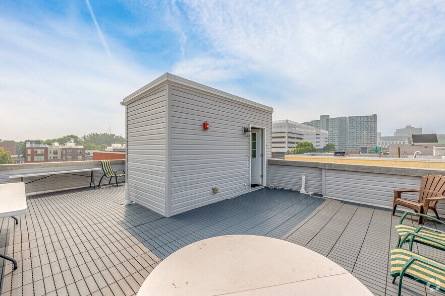 More Photos Of 327 N 40th St, Philadelphia Apartments For Sale