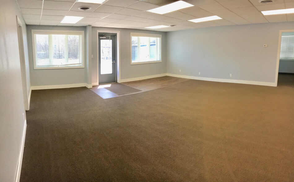 More Photos Of 735 Crofton St SE, Grand Rapids Warehouse For Lease