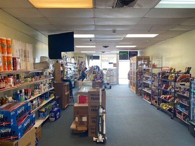More Photos Of 2905-2907 Raeford Rd, Fayetteville Fast Food For Sale