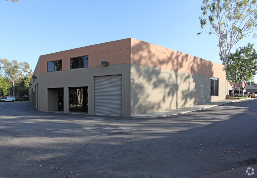 More Photos Of 657-727 Brea Canyon Rd, Walnut Unknown For Lease