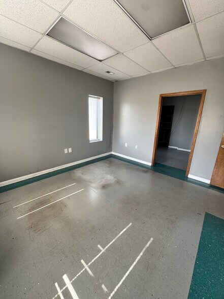 More Photos Of 1143 Airport Rd, Shelby Industrial For Lease