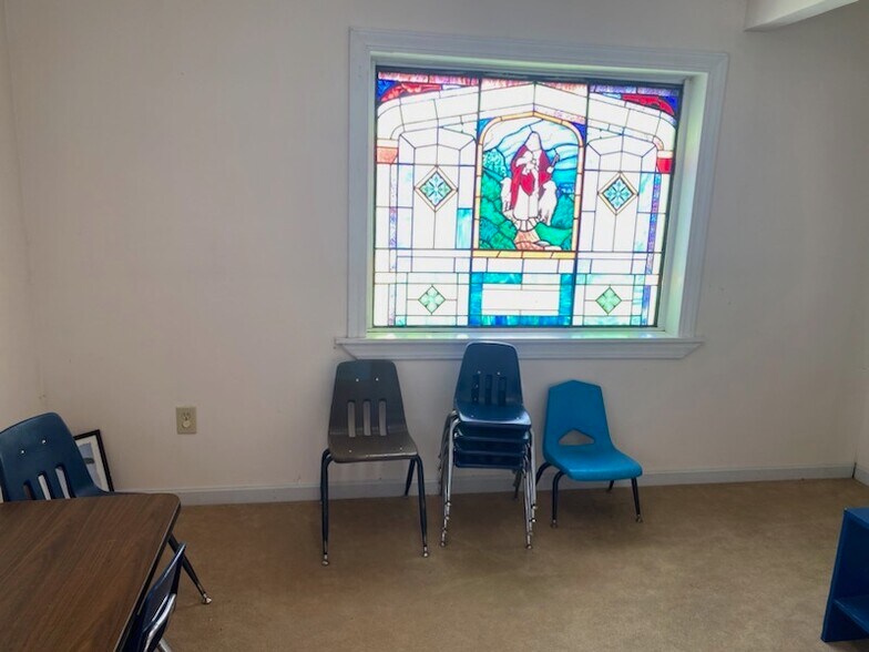 More Photos Of 2000 Hwy 44 E, Shepherdsville Religious Facility For Sale