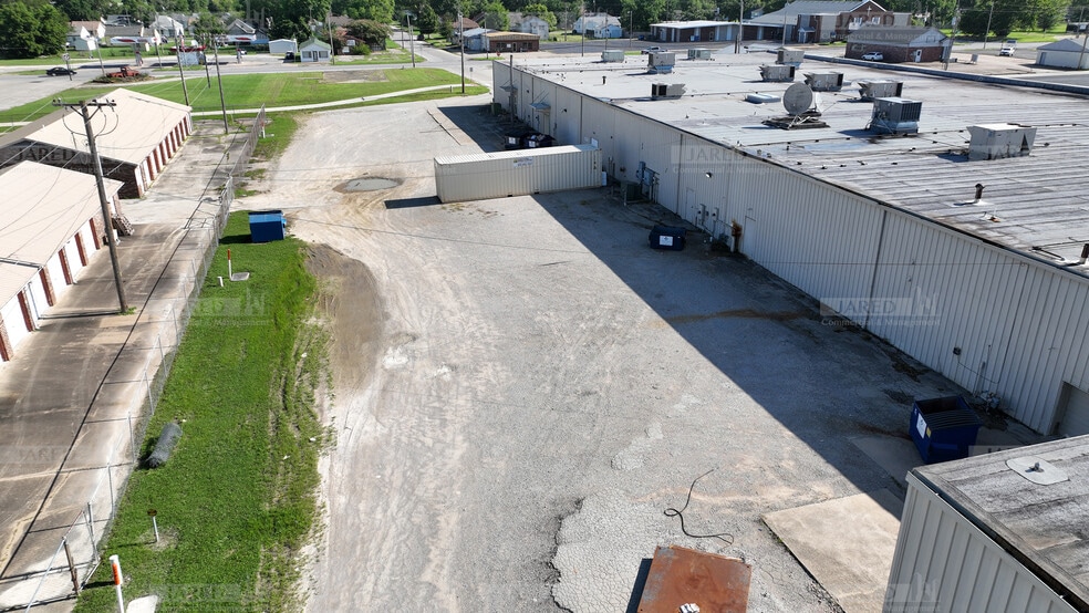 More Photos Of 100 Hall St, Coffeyville Unknown For Lease